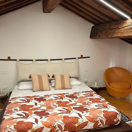 Chez Madame Hotel Ferrara Bagian luar foto