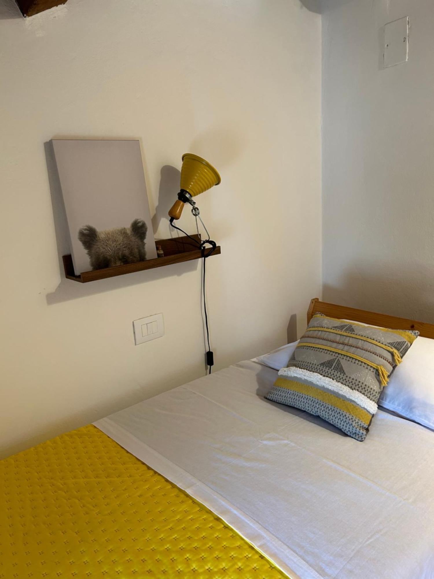 Chez Madame Hotel Ferrara Bagian luar foto